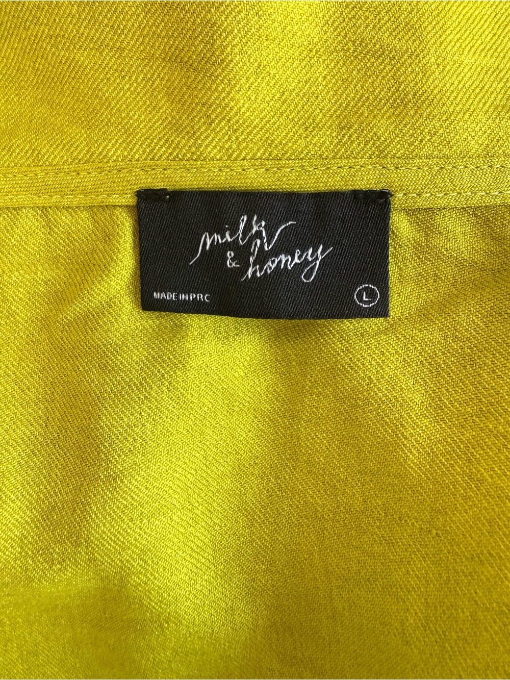 Cropped Button-Front Shirt in Lime Green - Picture 5 of 6